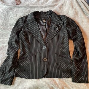 Woman’s twenty one black striped blazer Size M